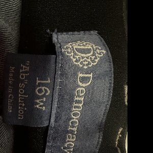 Democracy Jeans EUC